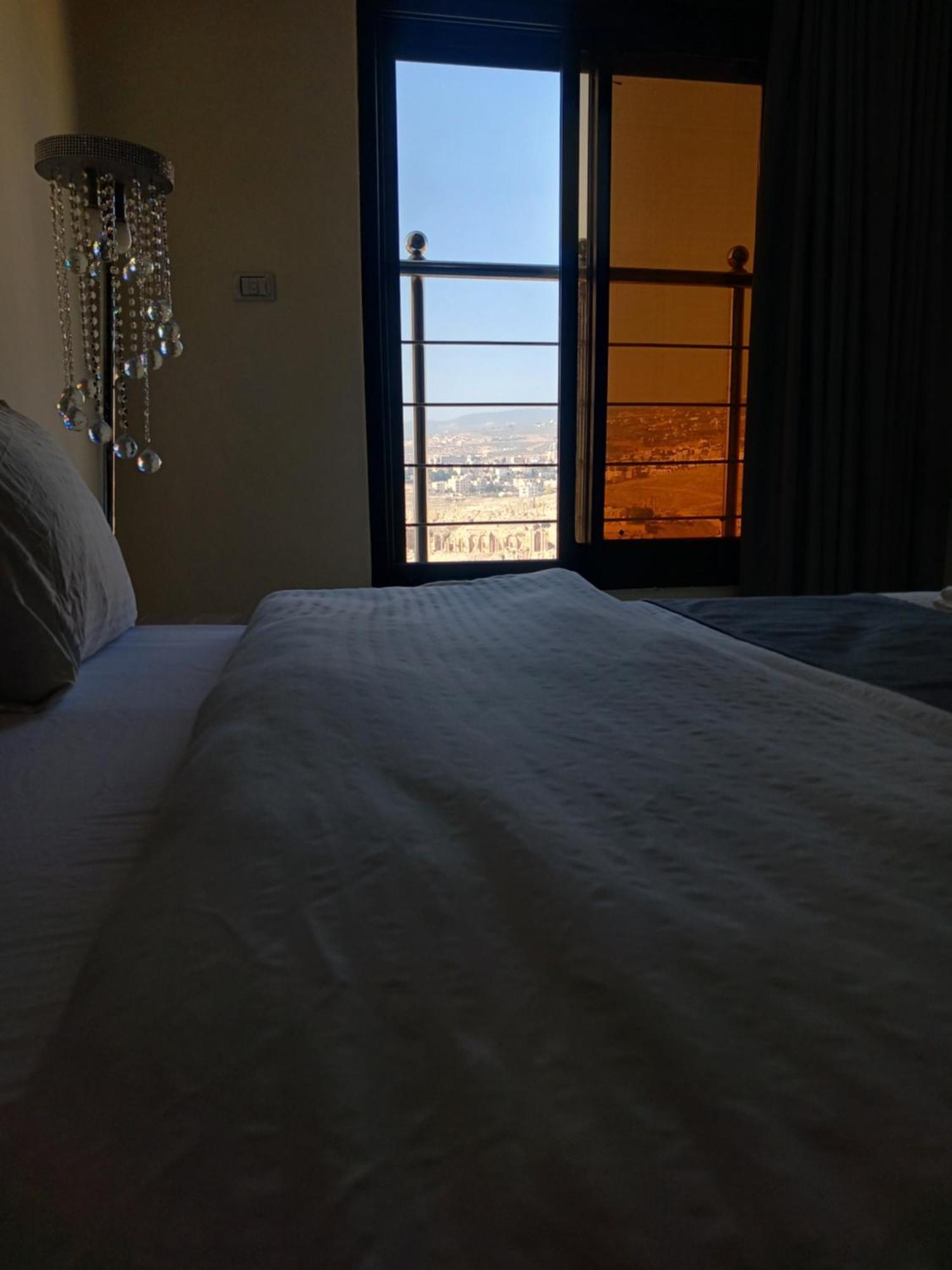 Dream House Hotel 杰拉什 外观 照片
